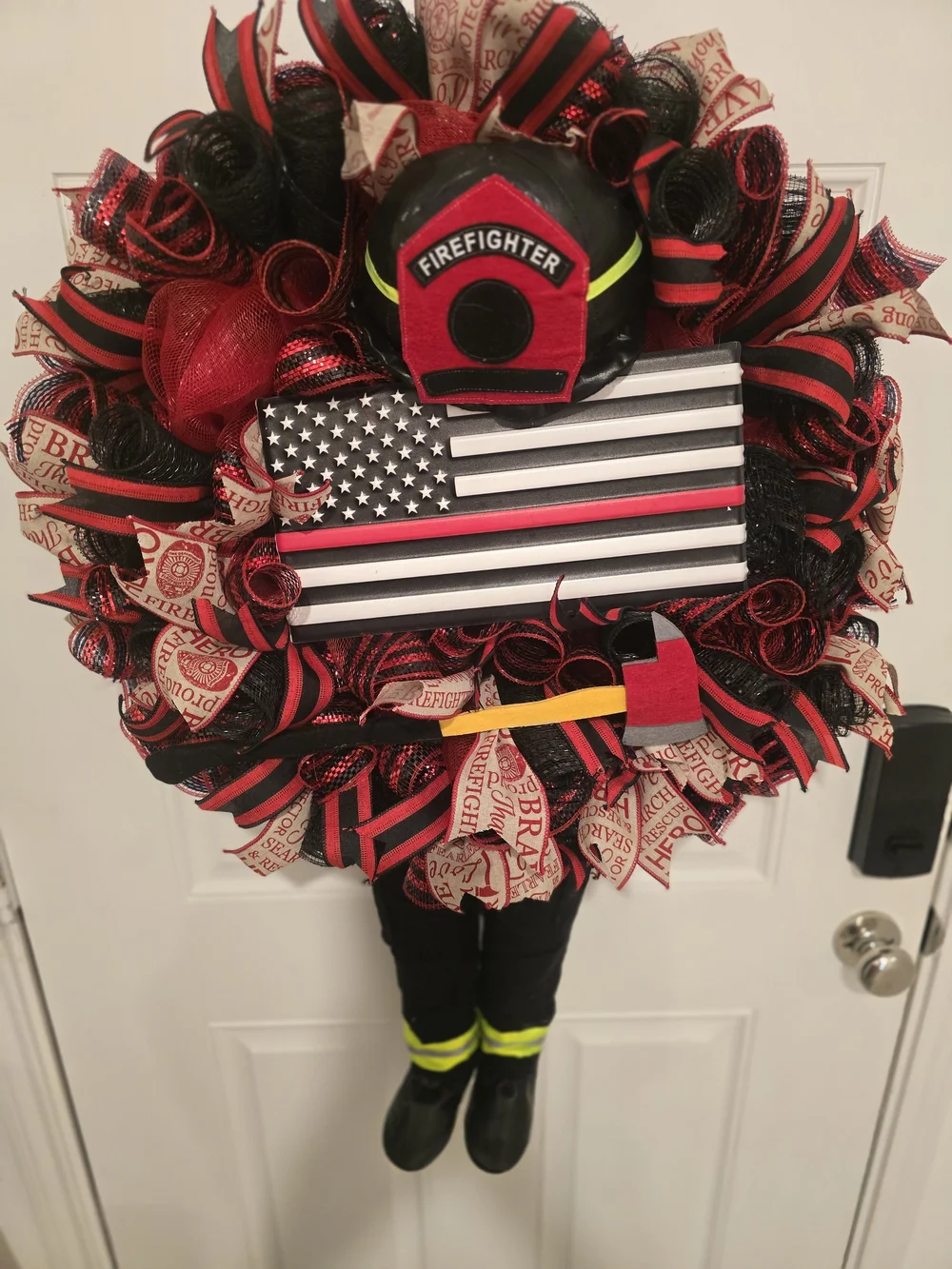 W130 – Firefighter WreathBold firefighter-themed wreath featuring